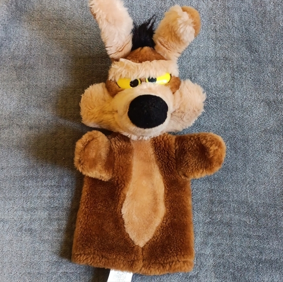 1991 Vintage Wile E. Coyote Plush Hand Puppet, 90s Warner Bros Character - Picture 1 of 8